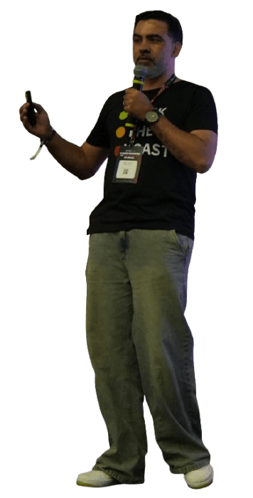 Rafinha Soares palestrando sobre SEO, GEO e Copywriting